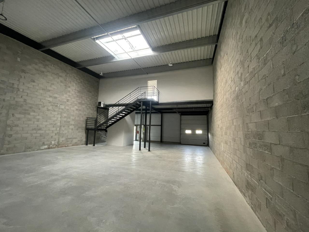 Local d'activité Brignoles 3383m² Location local d'activité Brignoles Var OLACT2310649 1